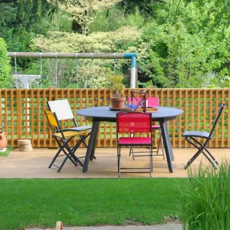 Confortable Avec Jardin Privatif, Terrasse Et Equipements Modernes - Fr-1-496-194 Apartment *