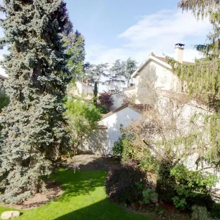 Apartment Confortable Avec Jardin Privatif, Terrasse Et Equipements Modernes - Fr-1-496-194 Andrezieux-Boutheon