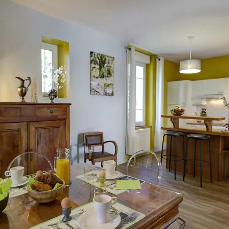 Apartment Confortable Avec Jardin Privatif, Terrasse Et Equipements Modernes - Fr-1-496-194 Andrezieux-Boutheon